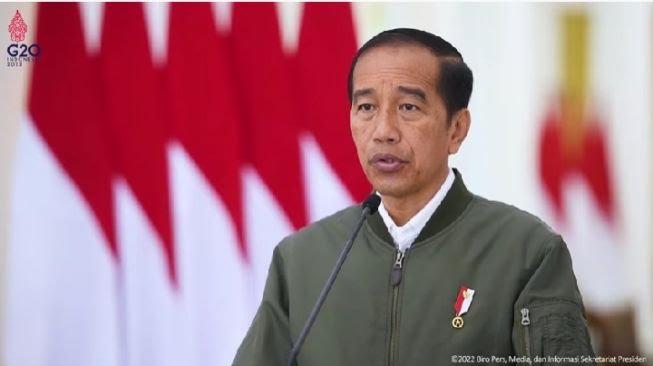 Dugaan Ijazah Palsu Jokowi Dibantah UGM, Penggugat Sebut Ijazah SD Hingga SMA