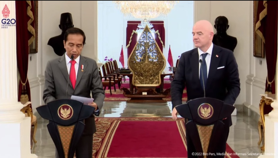Jokowi dan FIFA Sepakat Kerja Sama untuk Reformasi Sepak Bola Indonesia