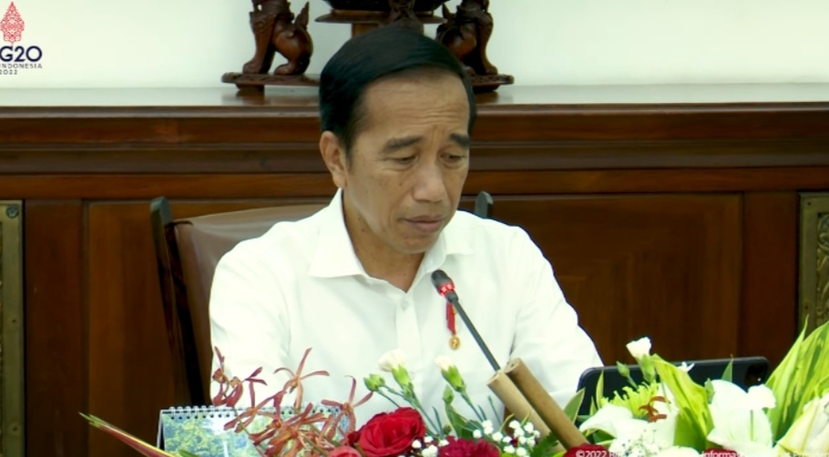 Jokowi Minta BPOM Tarik dan Hentikan Peredaran Obat Sirop yang Terbukti Berbahaya