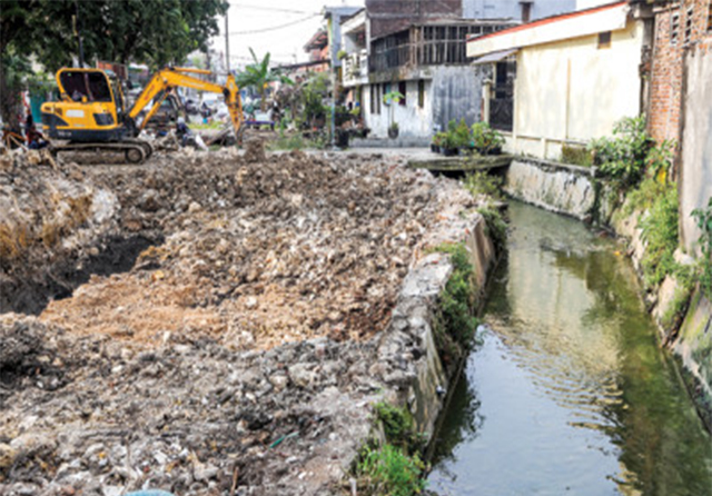 Perbaikan Saluran Air Dapat Tekan Banjir di Surabaya