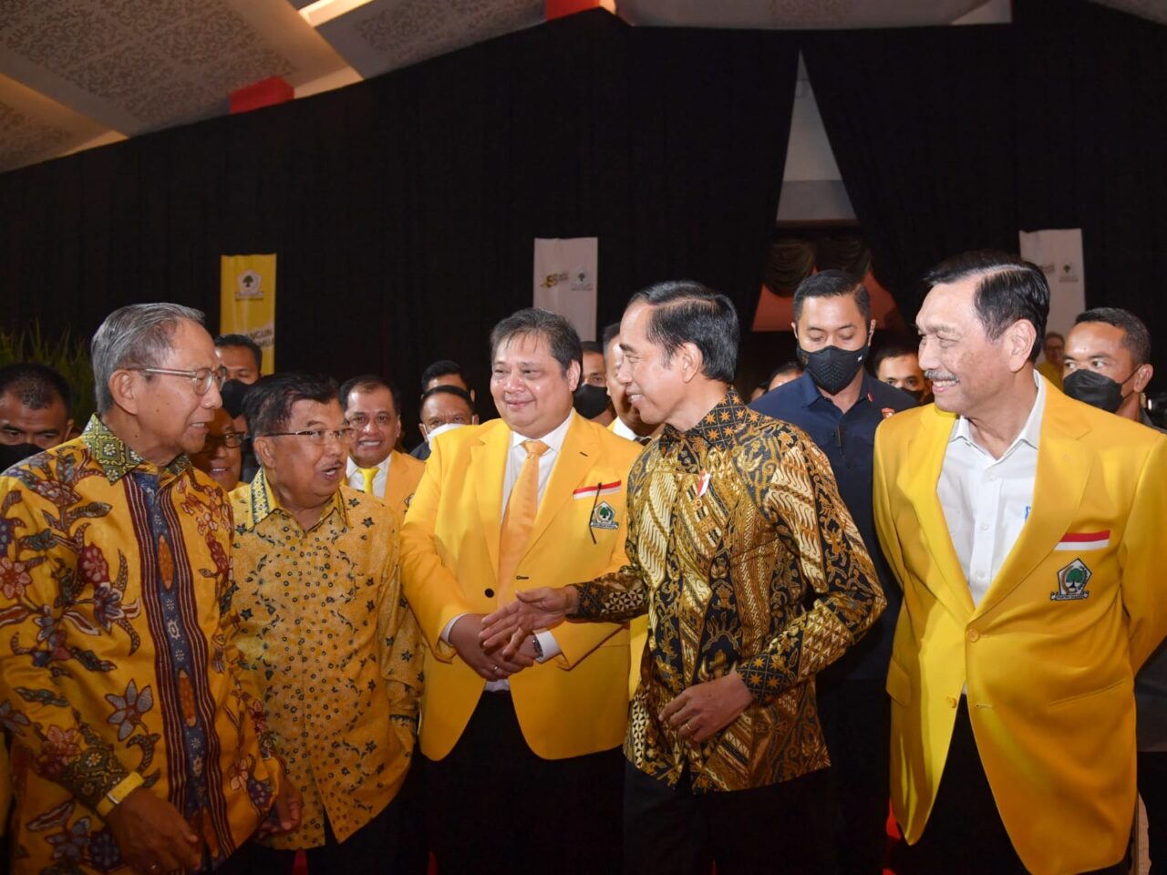 Pesan Jokowi ke Golkar Penuh Politisasi