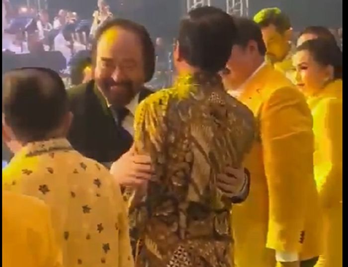 Viral Video Jokowi Tolak Pelukan Surya Paloh, Ini Tanggapan Ketua DPP Nasdem dan Sekjen PDIP