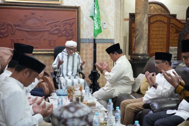 Minta Restu Nyapres, Prabowo Kunjungi Kediaman Rais Aam PBNU