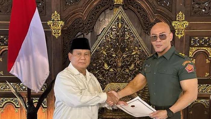 Apa Konsekuensi Pangkat Letkol Tituler yang Diterima Deddy Corbuzier?