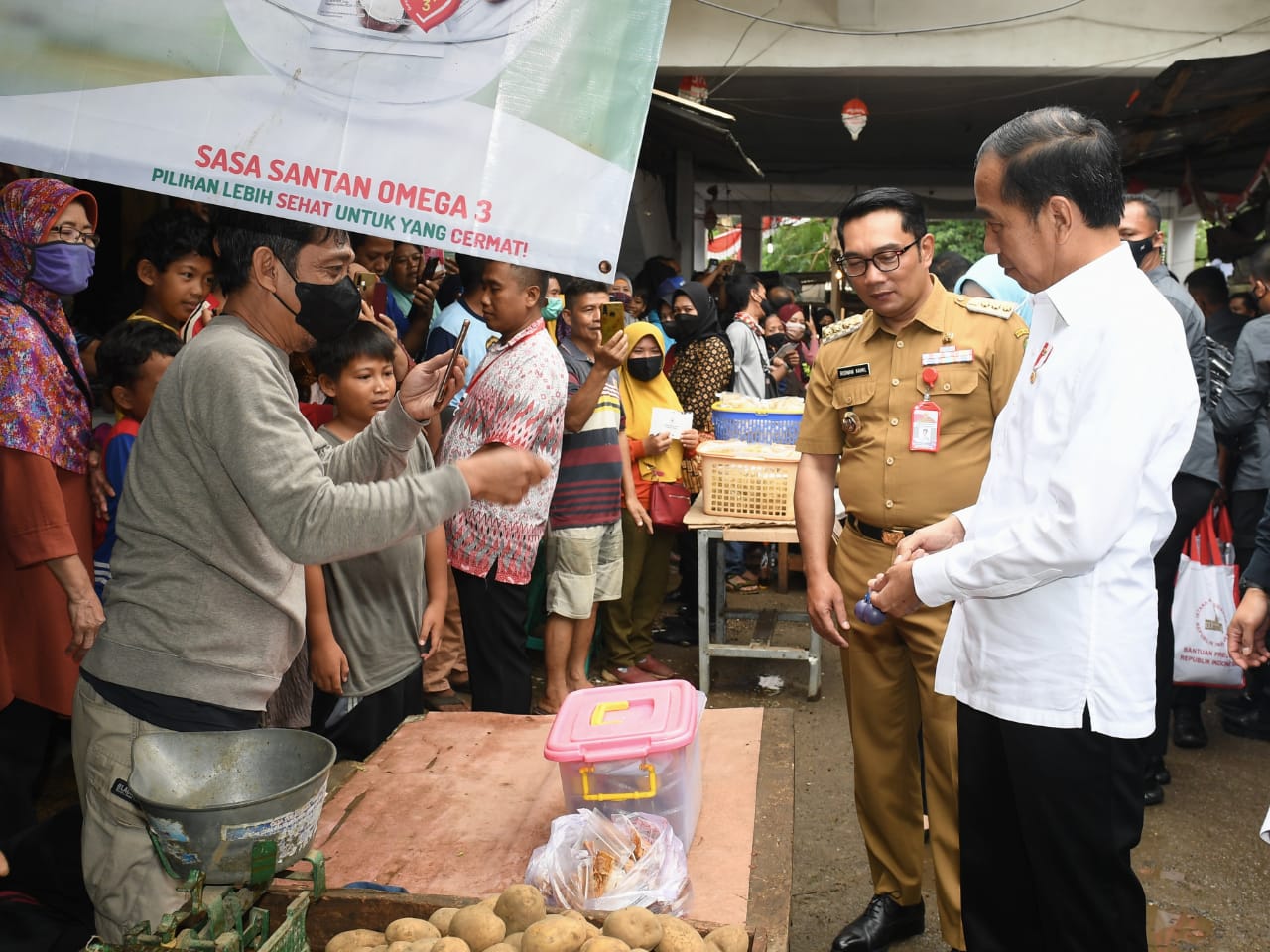 Demi Menjaga Kesehatan Masyarakat, Jokowi Larang Penjualan Rokok Batangan