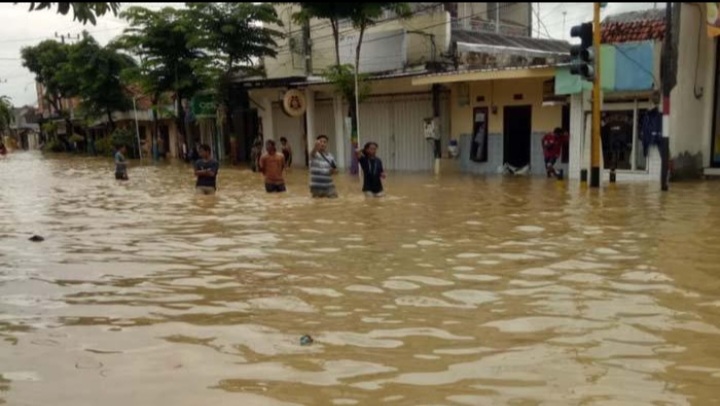 Dilanda Banjir, BPBD Pamekasan Tetapkan Status Siaga