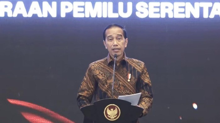 Jokowi ke Bawaslu: Segera Lapor Jika Ada Pihak Persulit Penyusunan DPT