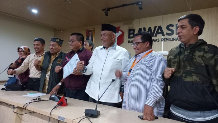 Tak Lolos Pemilu 2024, Partai Ummat Bawa 114 Halaman Bukti ke Bawaslu Terkait Dugaan Kecurangan KPU