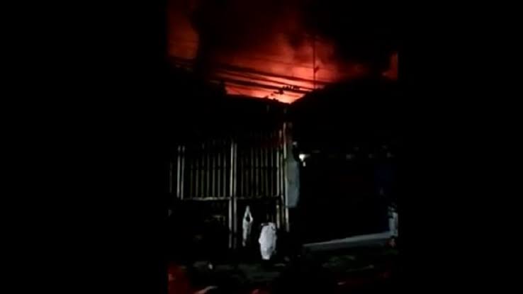 Ulah Santri Bakar Sarung, Pondok Pesantren Inabah Surabaya Terbakar