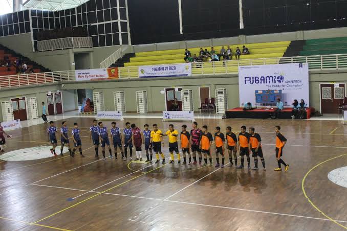 80 Tim SMP dan SMA Beradu dalam Turnamen Futsal dan Basket di Gresik