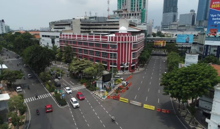 Pemerintah Resmi Cabut PPKM, Kegiatan Keramaian Diimbau Tetap Patuhi Prokes