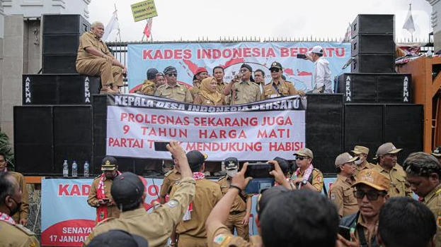 Perpanjangan Masa Jabatan Kades 9 Tahun, Buntutnya Tuntut Tunda Pemilu atau Cari 'Dukungan'?