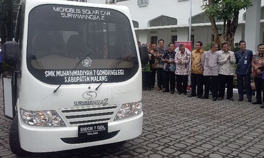 SMK Muhammadiyah Unggul Produksi Motor dan Mobil Listrik, Menko PMK Muhadjir Effendy Beli 1 Unit Karya SMK Muhammadiyah