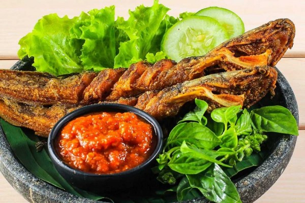 Terkenal dengan Sebutan Lele, Warga Lamongan Justru Mayoritas Pantang Makan Lele!