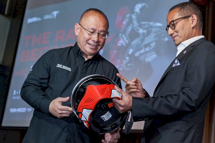 WSBK 2023, Sandiaga Uno Minta Masyarakat Meriahkan Ajang Balap Motor