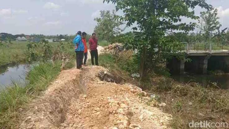 Hujan Intensitas Tinggi, Bantaran Sungai di Lamongan Sliding