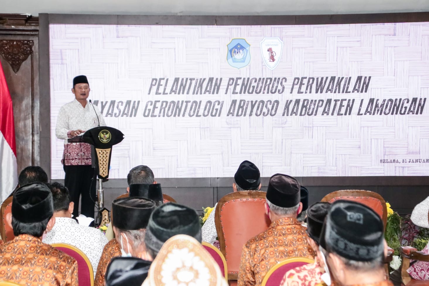 Sejahterakan Lansia, Pengurus Gerontologi Abiyoso Lamongan Dikukuhkan