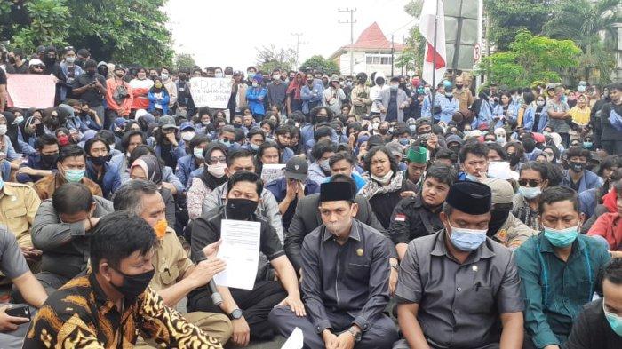 DPR RI Sahkan Perppu Cipta Kerja Jadi UU, Pengamat: Perusahaan Semakin Mudah PHK Karyawan