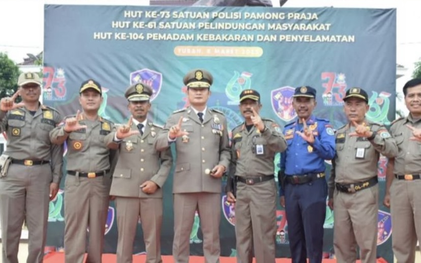 HUT Polisi Pamong Praja ke-73, Pak Yes Ikuti Apel Siaga Pasukan di Tuban