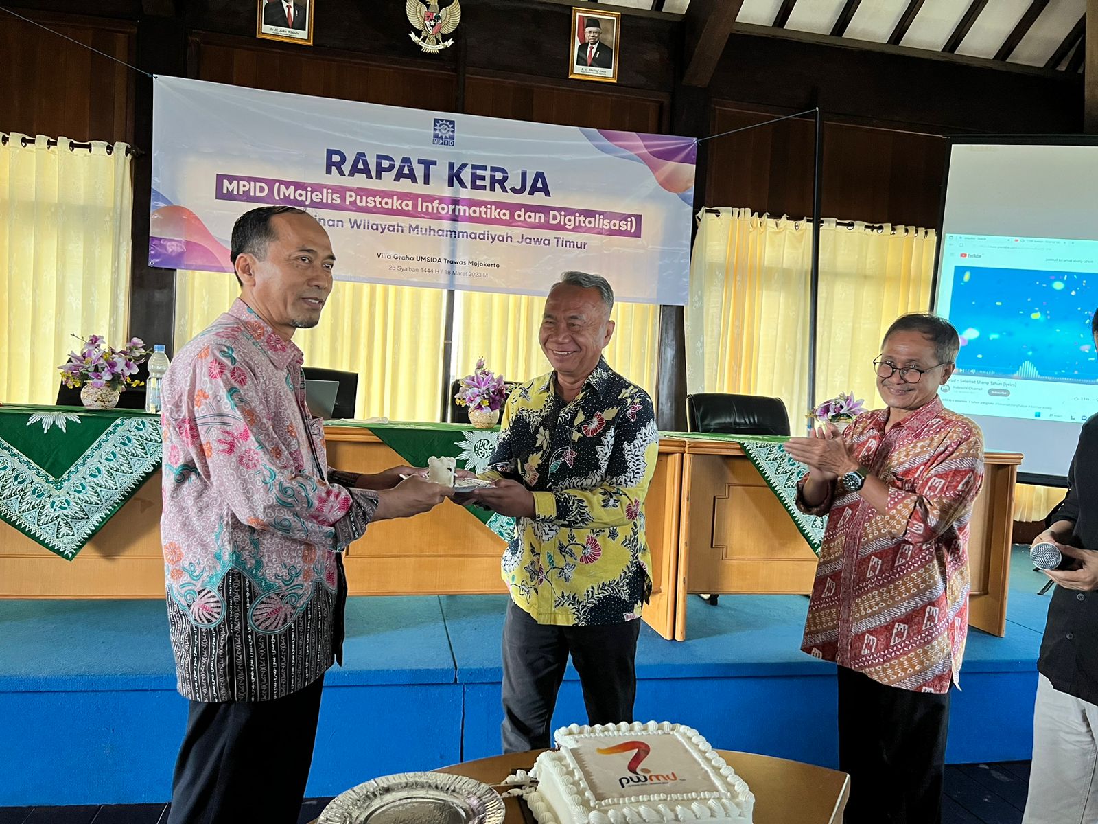 PWMU.co Gelar Milad ke-7 Sekaligus Raker MPID PW Muhammadiyah Jatim