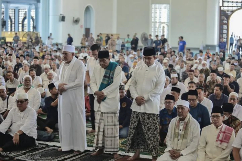 Tak Permasalahkan SMS Bawaslu, PKS: Anies Hanya Menunaikan Ibadah Salat Jumat