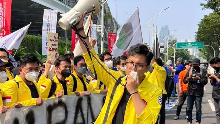 Hari Ini, Aliansi Mahasiswa Seluruh Indonesia Gelar Demo Tolak Perppu Cipta Kerja