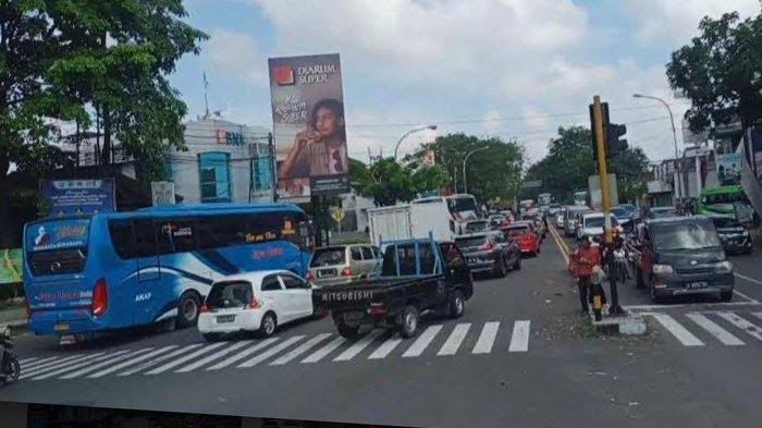 Jelang Lebaran, Volume Kendaraan di Lamongan Meningkat