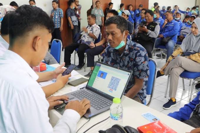 46 Ribu Warga Surabaya Telah Aktivasi Identitas Kependudukan Digital