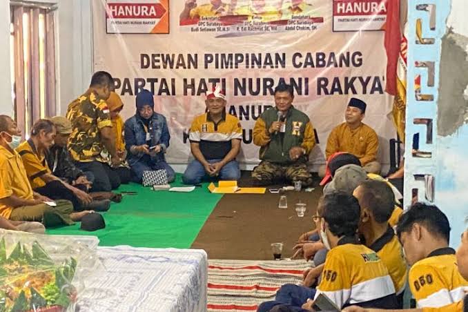 Hanura, Parpol Pertama yang Serahkan Berkas ke KPU Surabaya