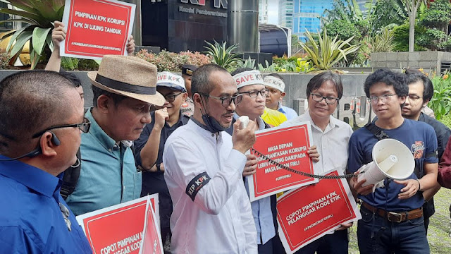 Jabatan Pimpinan KPK Diperpanjang Jadi 5 Tahun, Abraham Samad: KPK Tak Lagi Independen