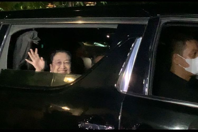 Keakraban di Balik Pertemuan 6 Ketum Parpol di Istana: Senyum Megawati, Tawa Jokowi, dan Absennya Nasdem