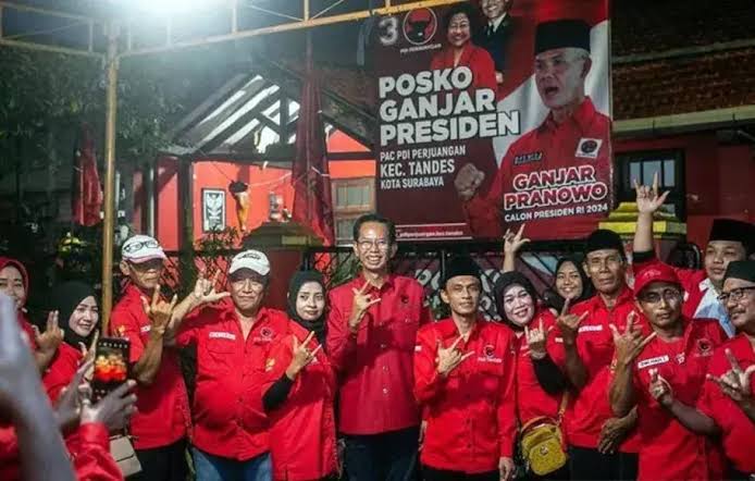 Resmikan Posko Ganjar di Surabaya, Lagu 'Ganjar Siji Ganjar Kabeh' Bikin Ramai