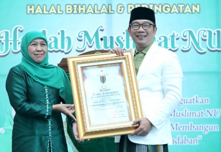 Ridwan Kamil Raih Penghargaan Jer Basuki Mawa Beya, Usai Desain Masjid Raya Islamic Center Jatim