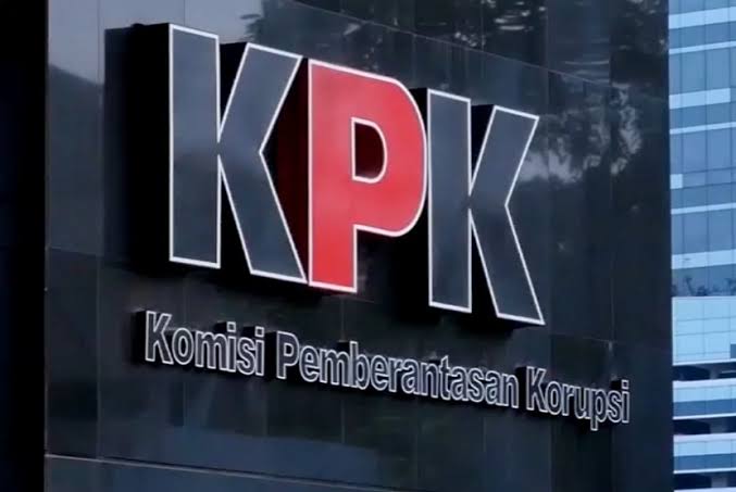 KPK Periksa 2 Petinggi Lembaga Survei Politik