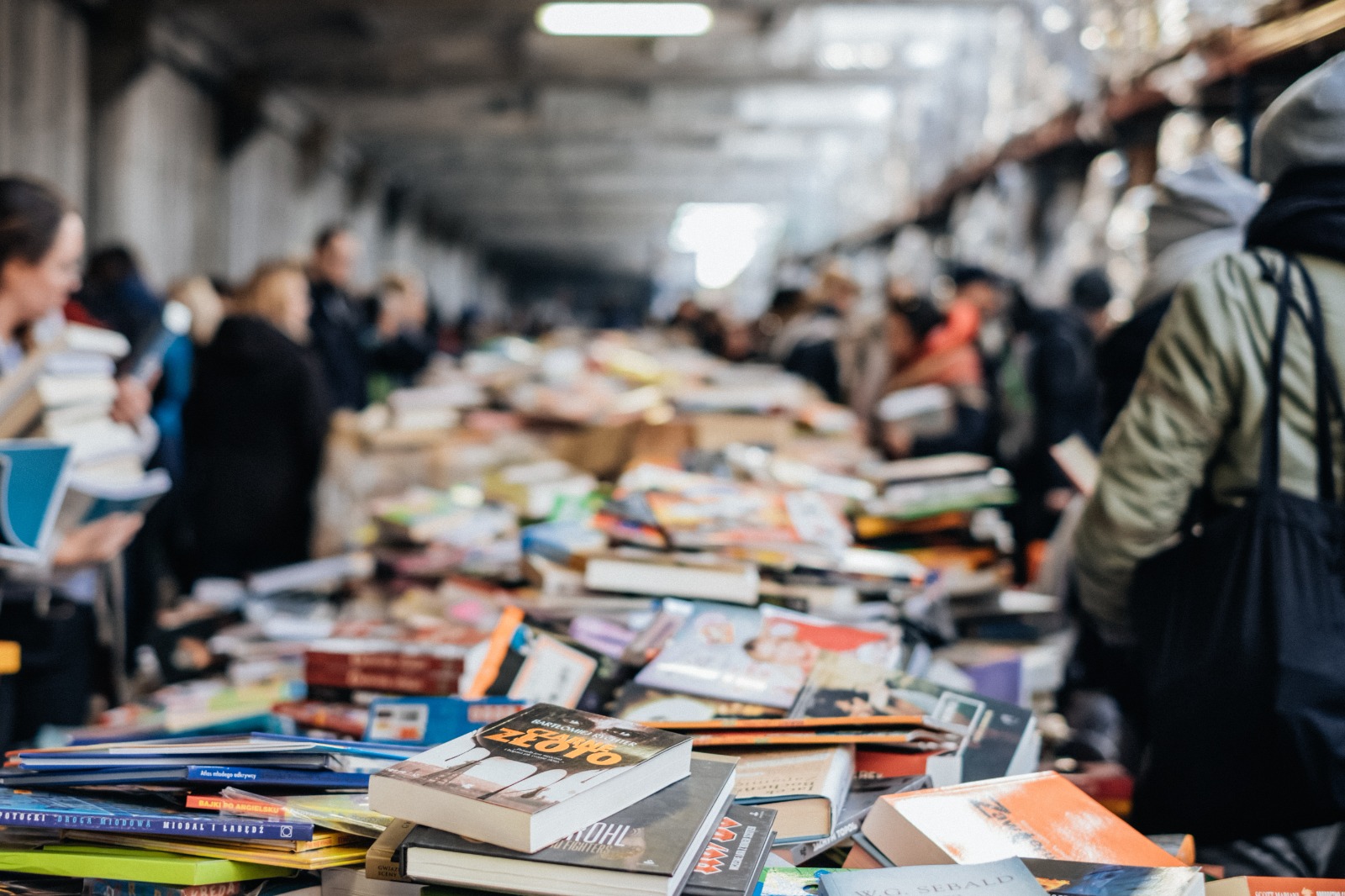 Pecinta Buku Ingin Berburu Diskon? Ini Bazar Buku Tahunan di Indonesia yang Banjir Diskonan