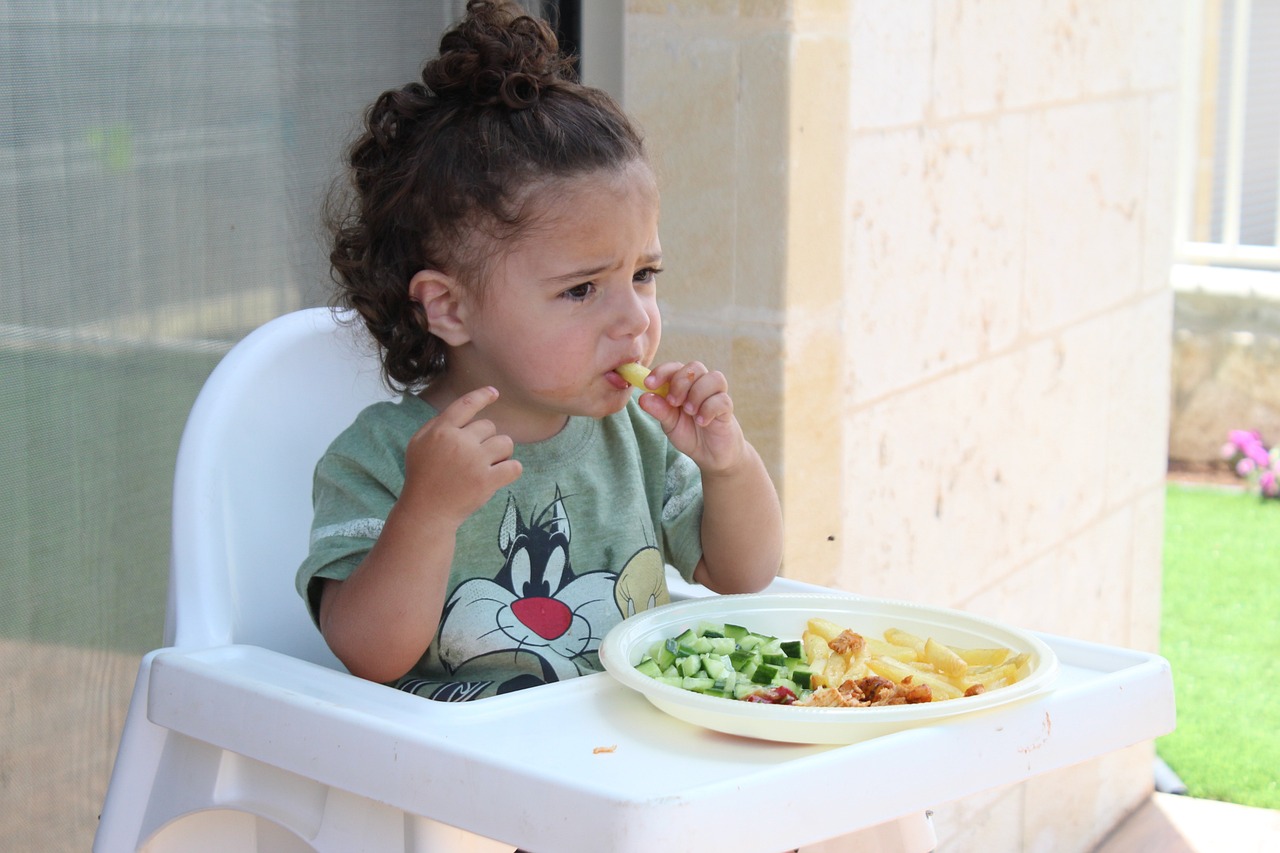 Anak Susah Makan, Kenal dan Pahami Penyebabnya