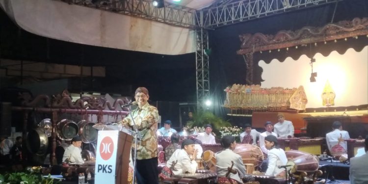 Anies Tegaskan Wayang Kulit Harus Tetap Dijaga dan Dilestarikan!