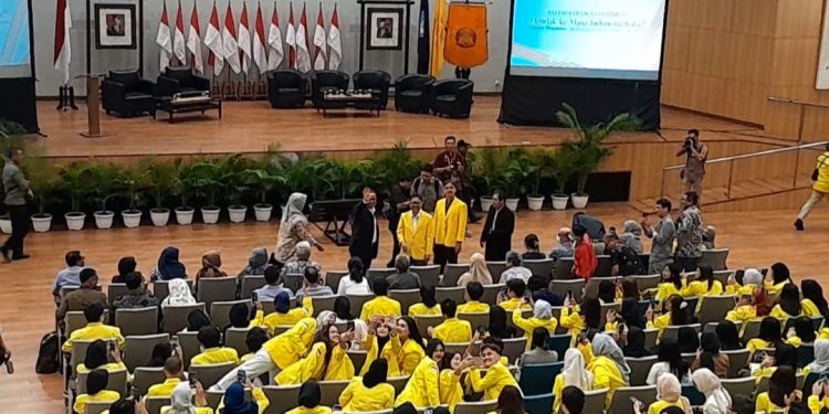 Hadiri Kuliah Kebangsaan, Anies Disambut Antusias Mahasiswa UI