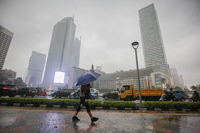 Hujan Buatan Turun di Langit Jakarta, Efektifkah Menekan Polusi Udara?
