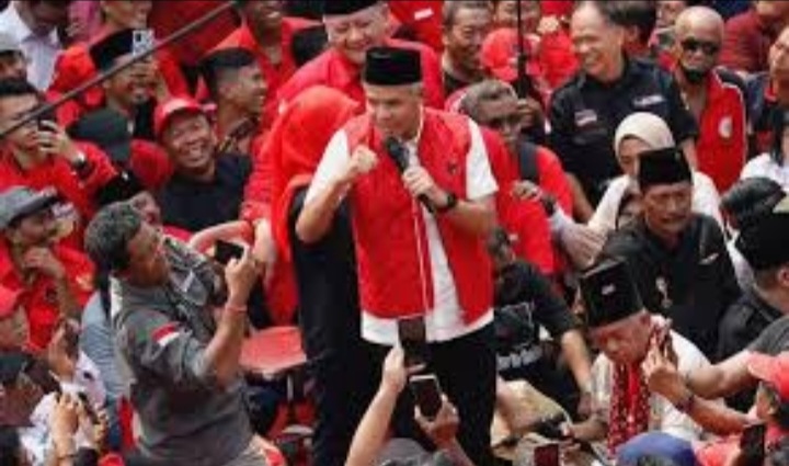 Kader PDIP Surabaya Promosikan Ganjar dari Kampung ke Kampung