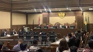 Hakim Heran WNA Tak Bisa Bahasa Indonesia Bisa Dapat Proyek BTS
