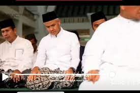 Muncul di Adzan Maghrib RCTI, Ganjar Pranowo Disentil Netizen: Jadi Siapa yang Jual Agama?