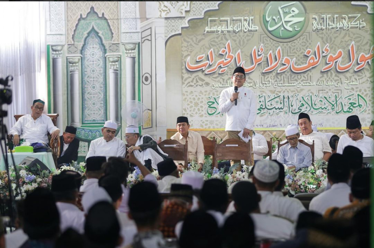 Masyayikh, Kiai dan Nyai Ponpes Darul Falah Kudus Tuai Restu dari Cak Imin