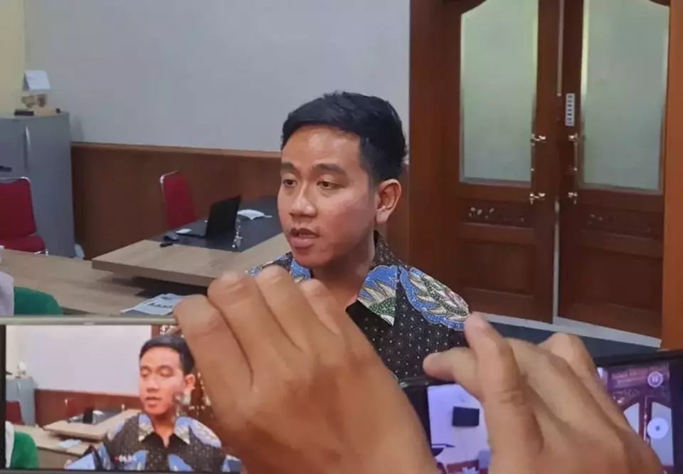 Gibran Tepis Isu Daftar SKCK untuk Jadi Cawapres