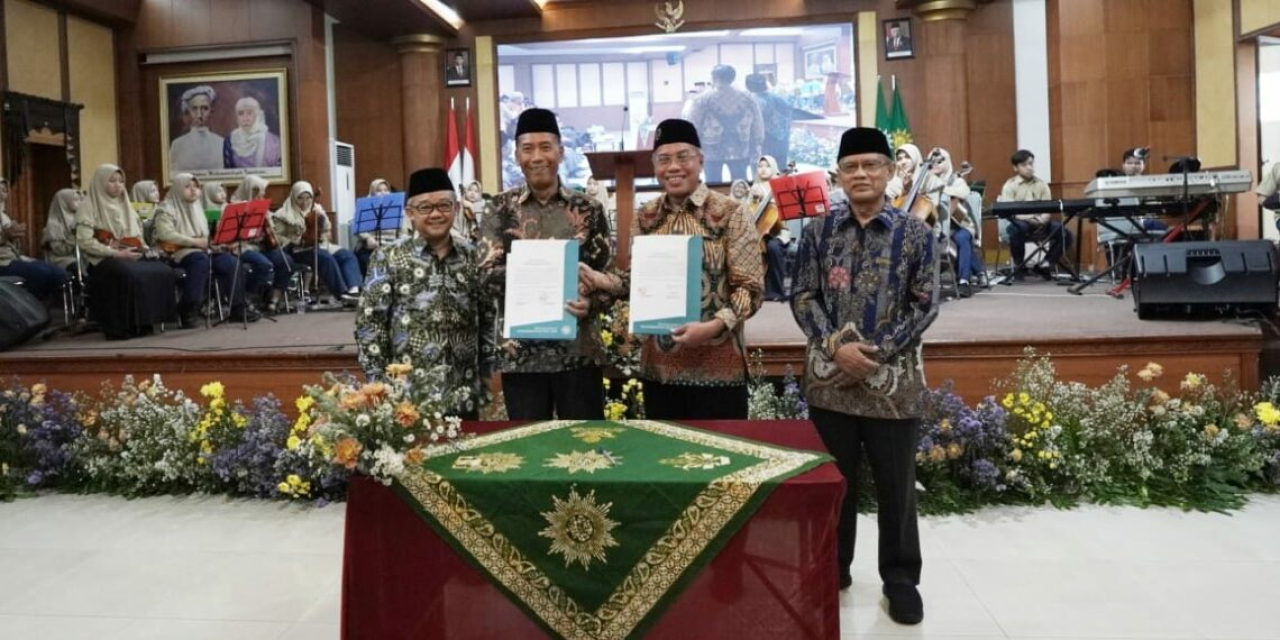 Haedar Nashir Sampaikan Apresiasi Hadiah dari PWM Jatim untuk Muhammadiyah