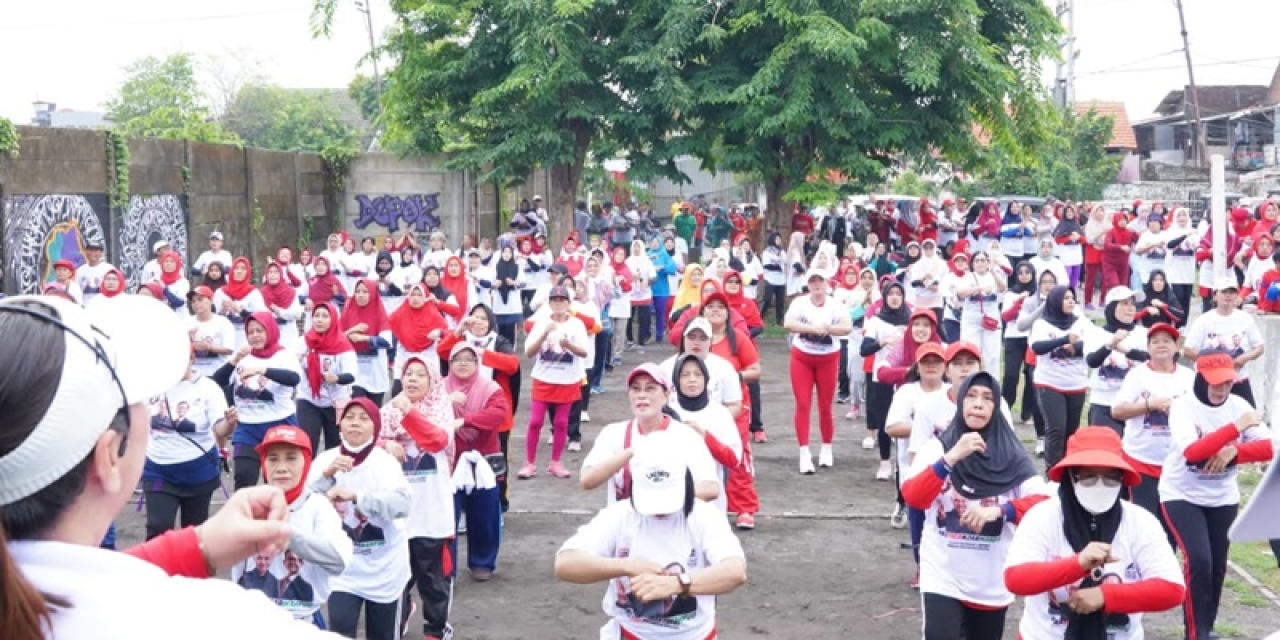 Senam Sehat, Sahabat Ganjar Ingin Warga Surabaya Jaga Persatuan