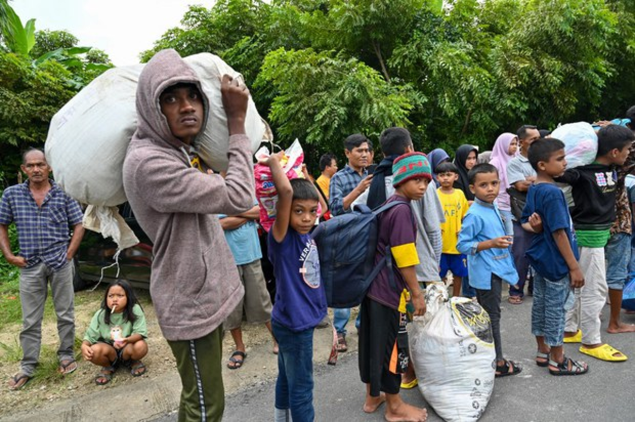 Riak Konflik Masyarakat dengan Pengungsi Rohingya, Pemerintah Cuci Tangan?