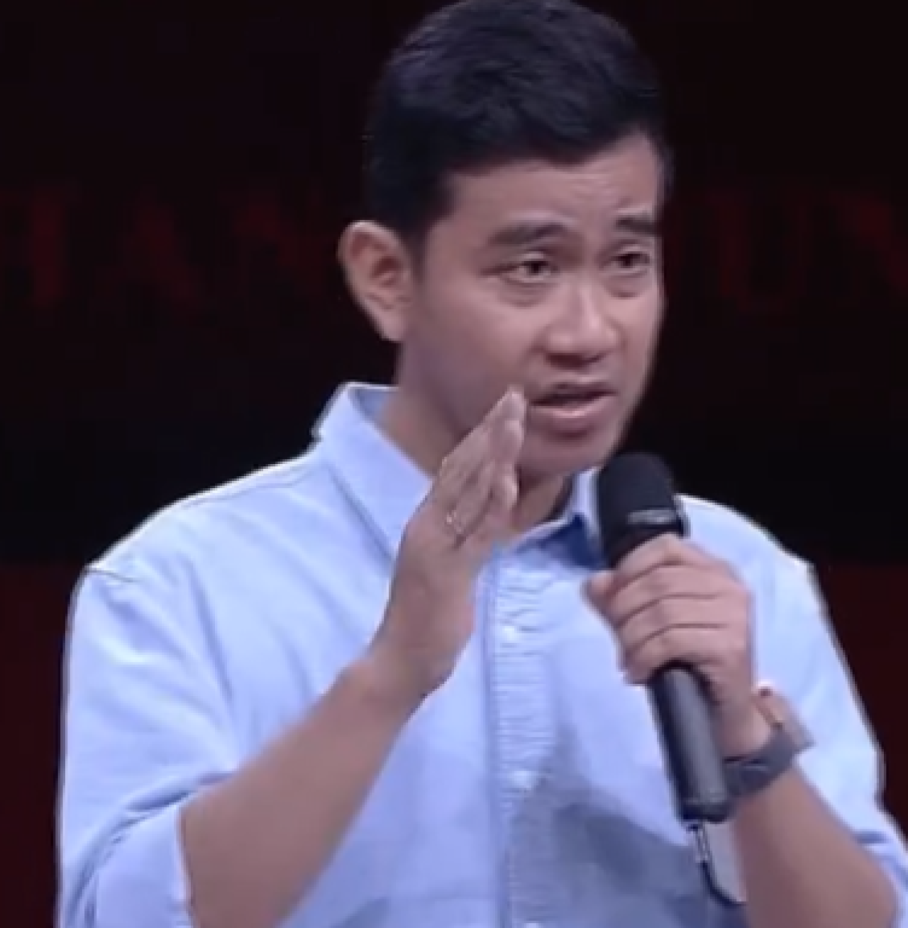 Gibran Janji Lanjutkan Hilirisasi Tambang dan Digital di Debat Cawapres