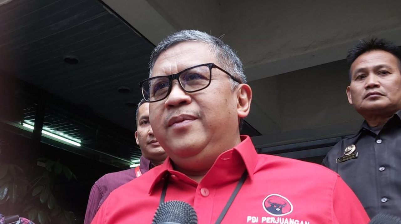 Hasto: Prabowo Tak Paham Data hingga Salahkan Sri Mulyani di Debat Capres