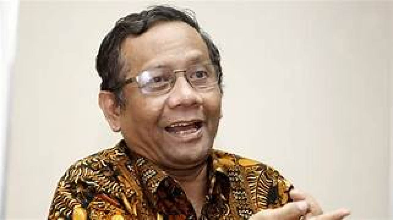 Mahfud MD: Hak Angket DPR Bisa Makzulkan Jokowi Seperti Soeharto